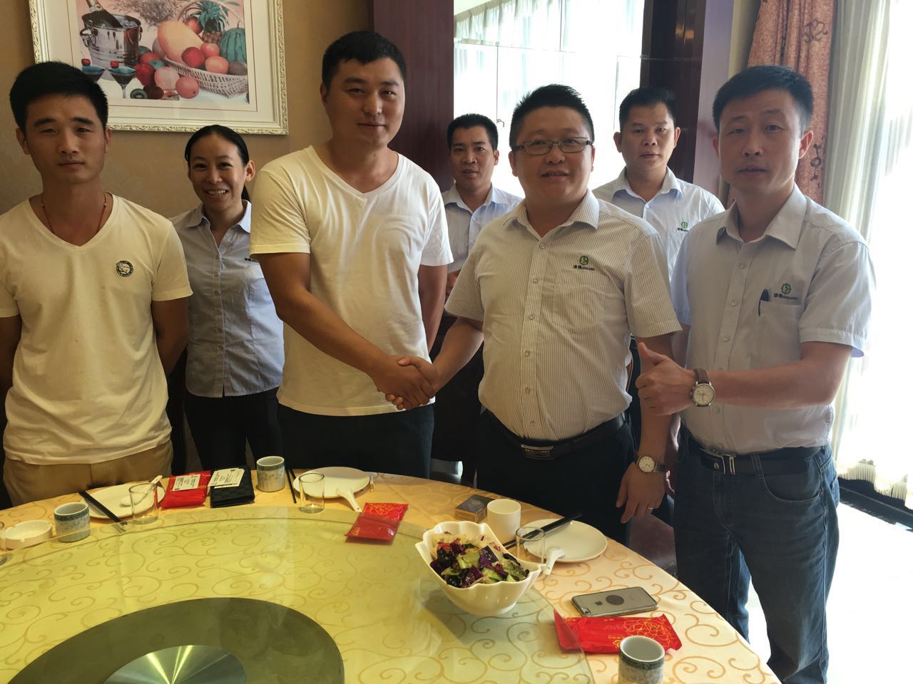 黄桃视频在线观看高清免费化工黄桃视频APP在线看黄漆厂家河北石家庄走访客户