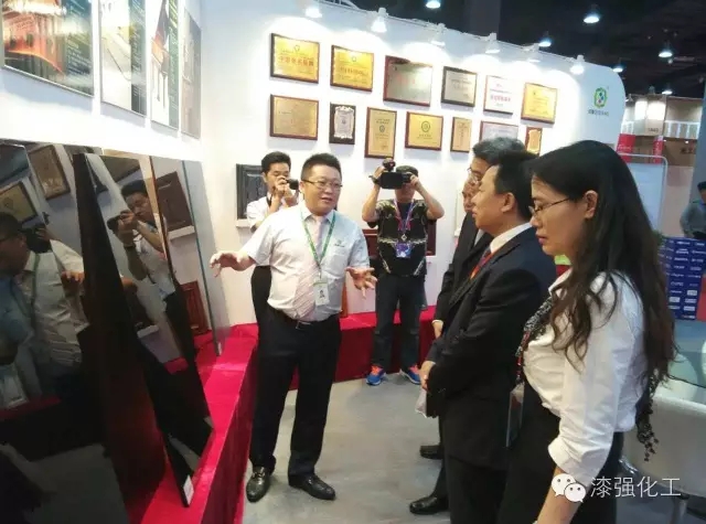 黄桃视频在线观看高清免费资讯_中国国际中小企业博览会事务局局长何佐贤